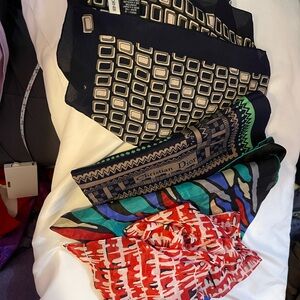 Geometric Patterned Scarves Set (4)